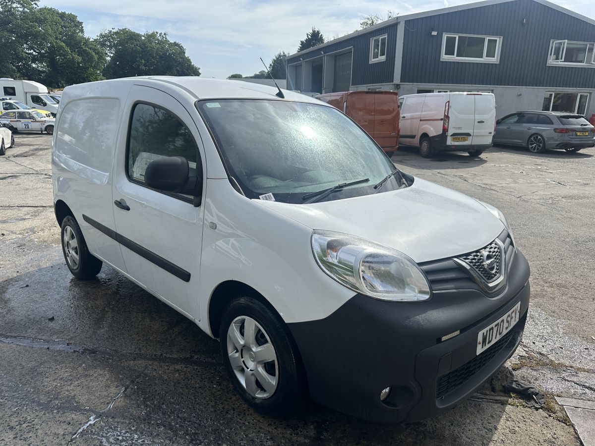 Nissan NV250